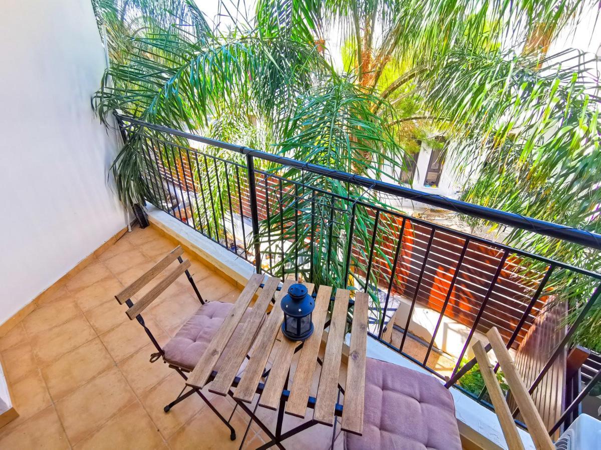Sunny Pool Apartment โวโรคลินิ ภายนอก รูปภาพ